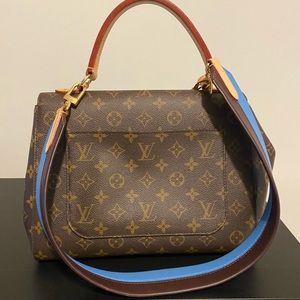 LOUIS VUITTON Monogram Cluny MM Blue Glacial